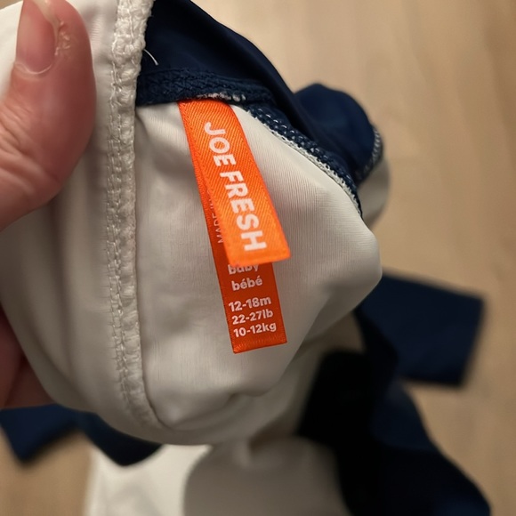 Joe fresh rash guards - Picture 3 of 4